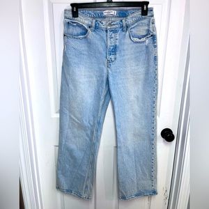Abercrombie & Fitch 90’s baggy button fly high rise slightly distressed jeans